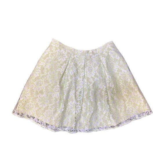 NWT Romeo & Juliet Couture Neon Green Lace Skirt w/White Floral Design Size M - Picture 2 of 6